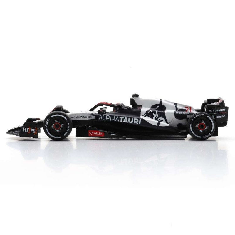 Spark® 1:64 Scuderia AlphaTauri AT04