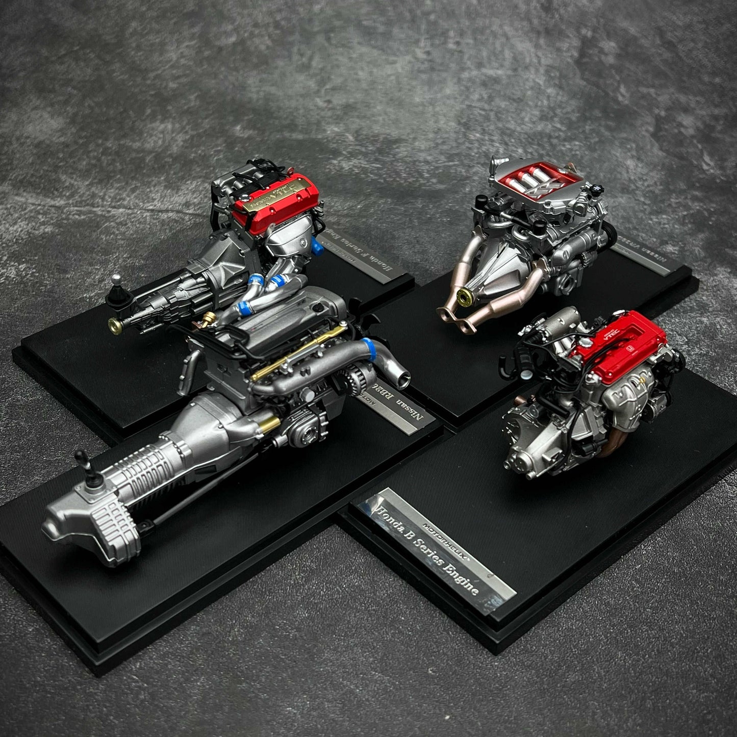 MH 2024 HEC Exhibition Limited Edition 1/18 Scale Engine Car Model
