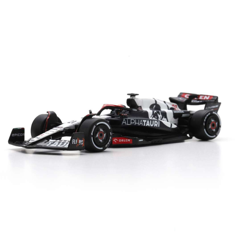 Spark® 1:64 Scuderia AlphaTauri AT04